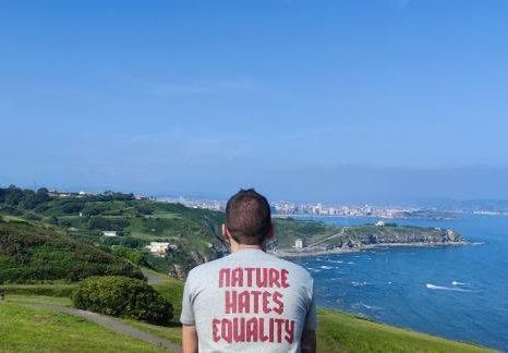 Nature Hates Equality Gris Jaspeado