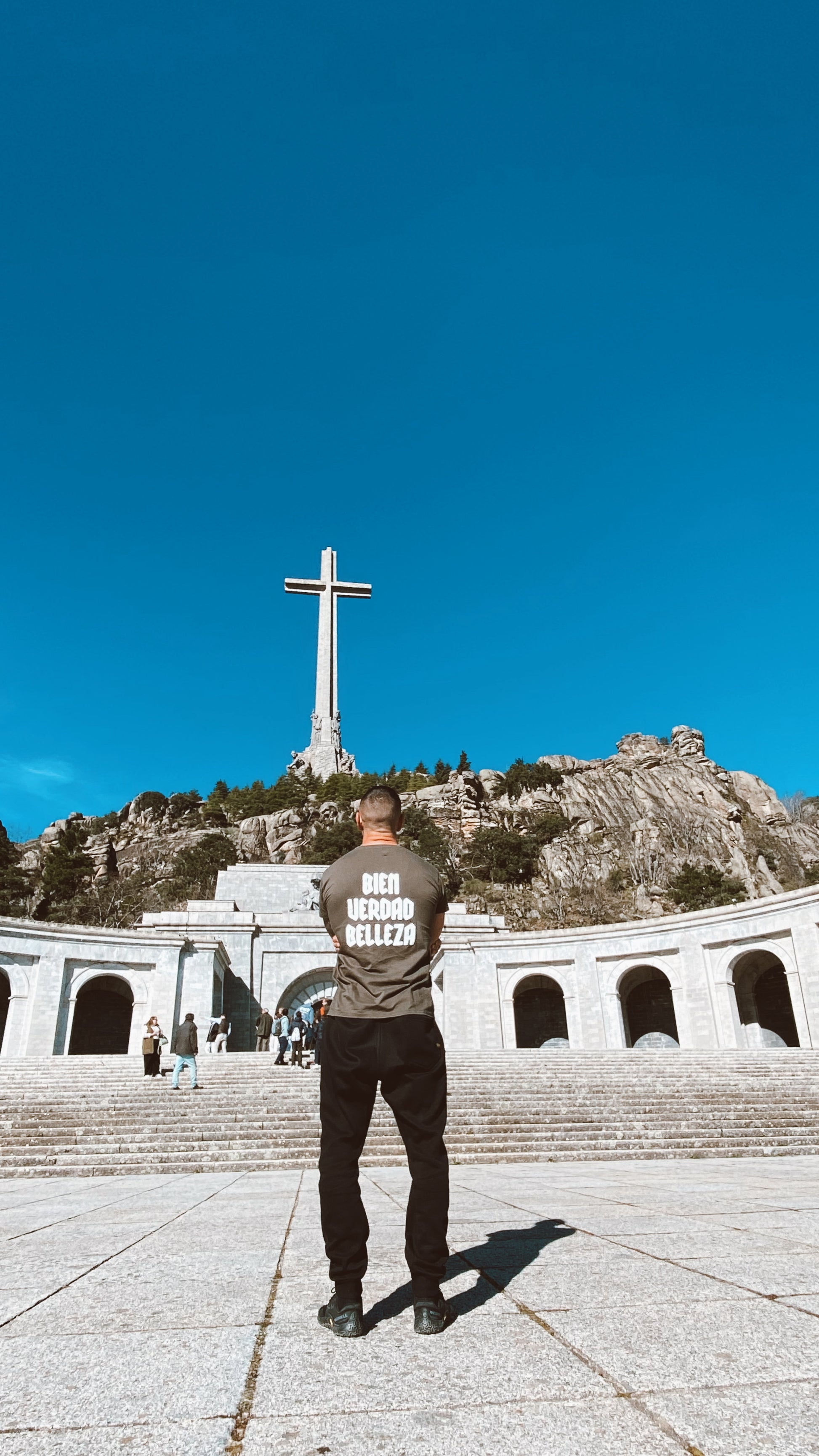 Camiseta Bien Verdad Belleza Army